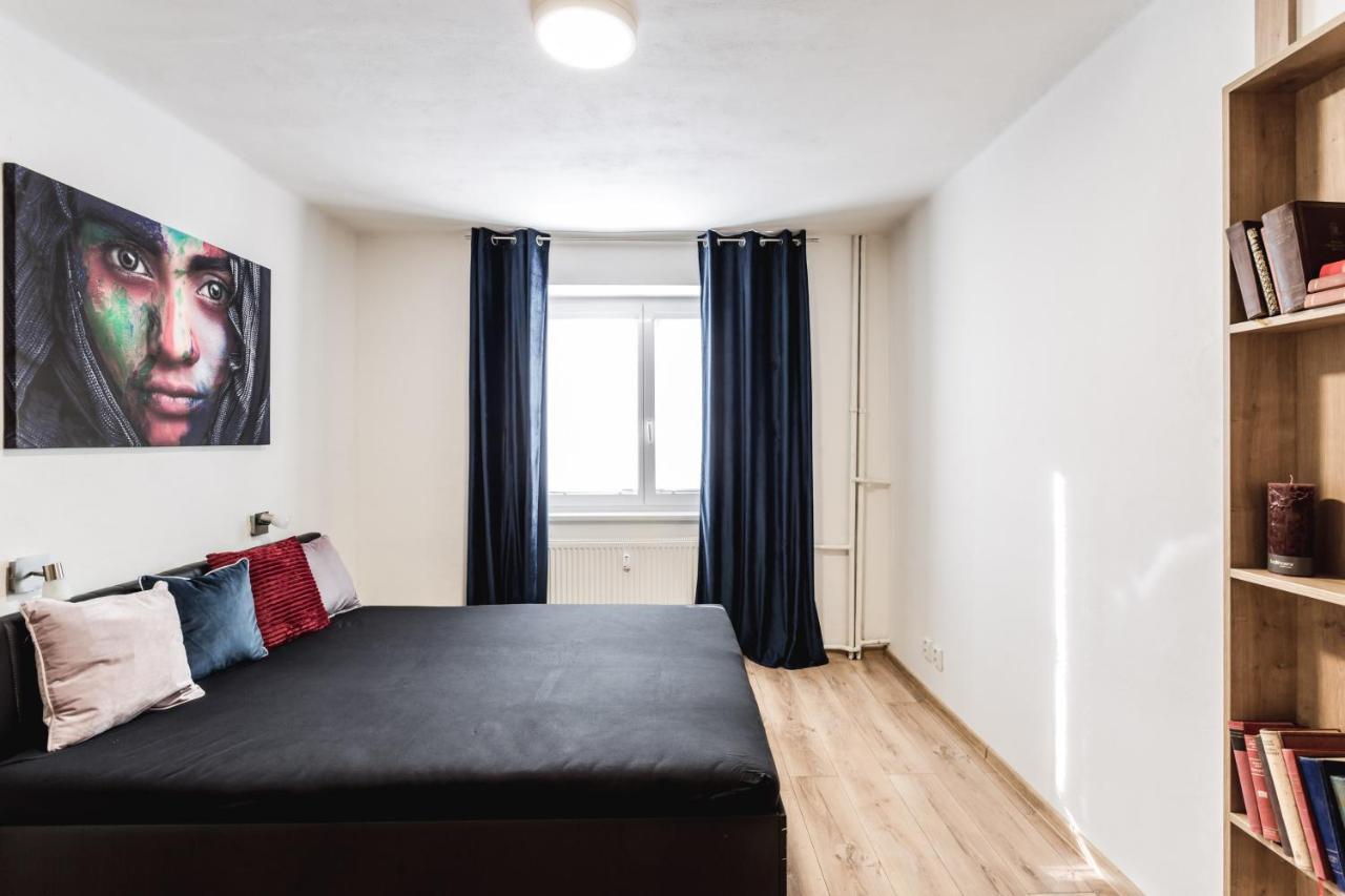 Flexihome Sk - Komenskeho - Private Parking Spot - Ultra Modern And Stylish Kosice Luaran gambar